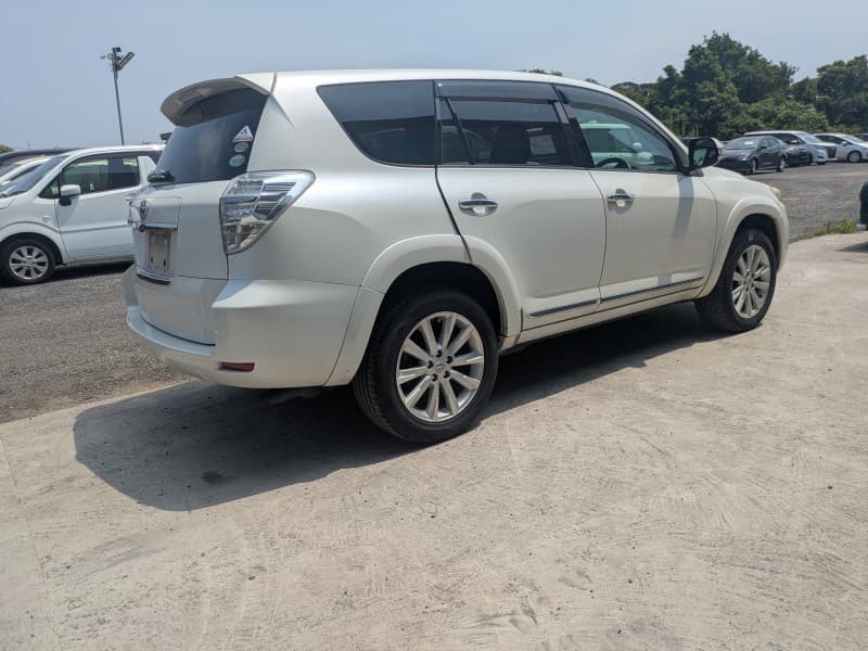 TOYOTA VANGUARD 2010 2 thumbnail 4