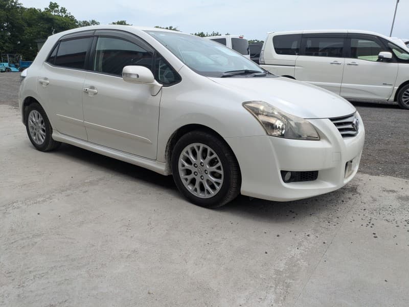 TOYOTA BLADE 2009