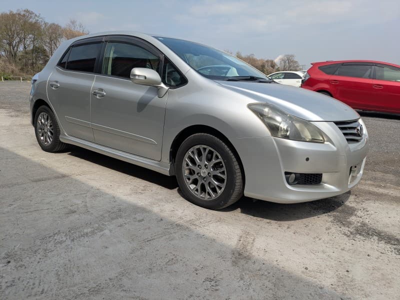 TOYOTA BLADE 2009