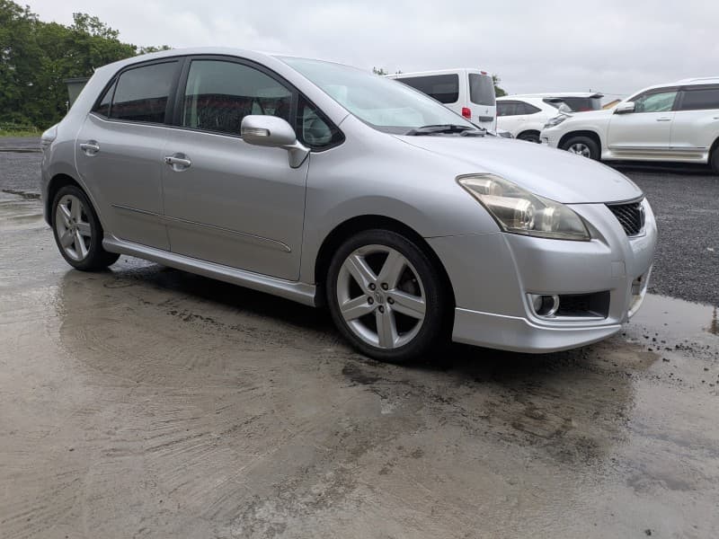 TOYOTA BLADE 2009