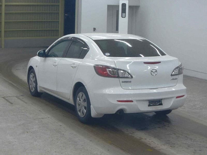 MAZDA AXELA 2013 8 thumbnail 4