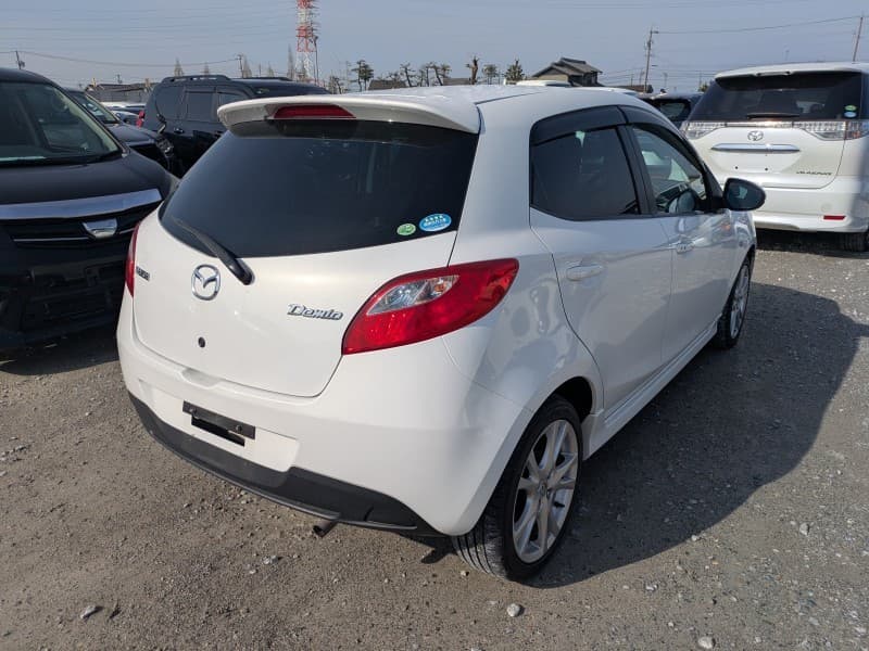 MAZDA DEMIO 2009 1 thumbnail 4