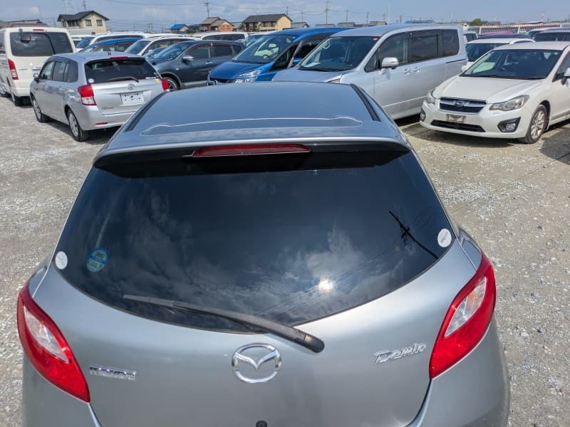 MAZDA DEMIO 2009 2 thumbnail 9