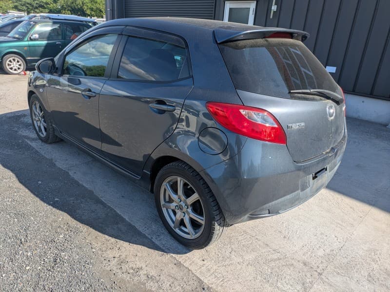 MAZDA DEMIO 2010 5 thumbnail 3