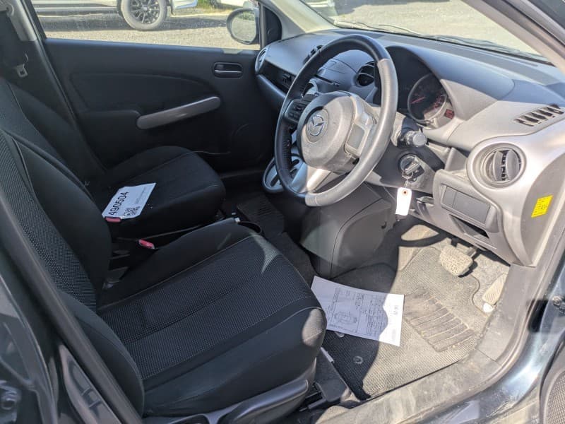 MAZDA DEMIO 2010 5 thumbnail 6