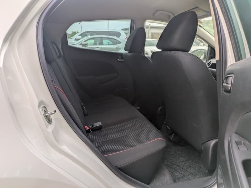MAZDA DEMIO 2011 9 thumbnail 7