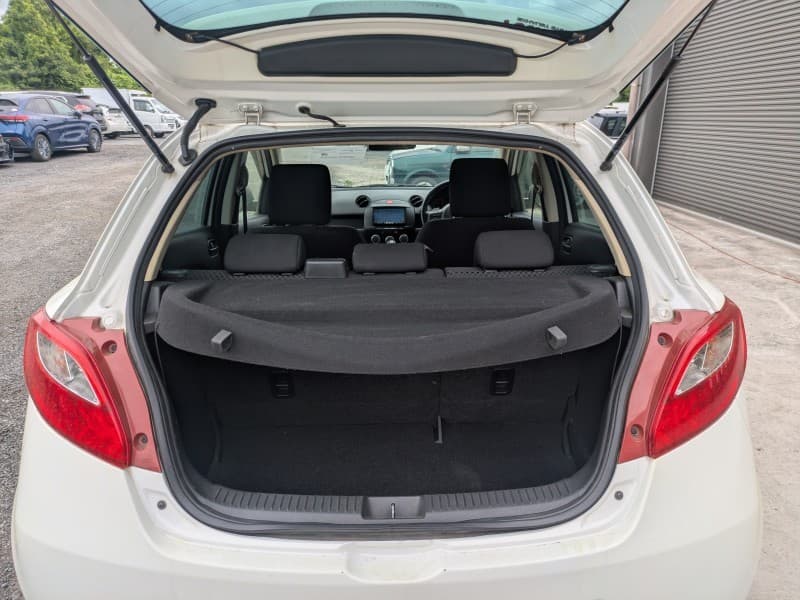 MAZDA DEMIO 2011 9 thumbnail 8
