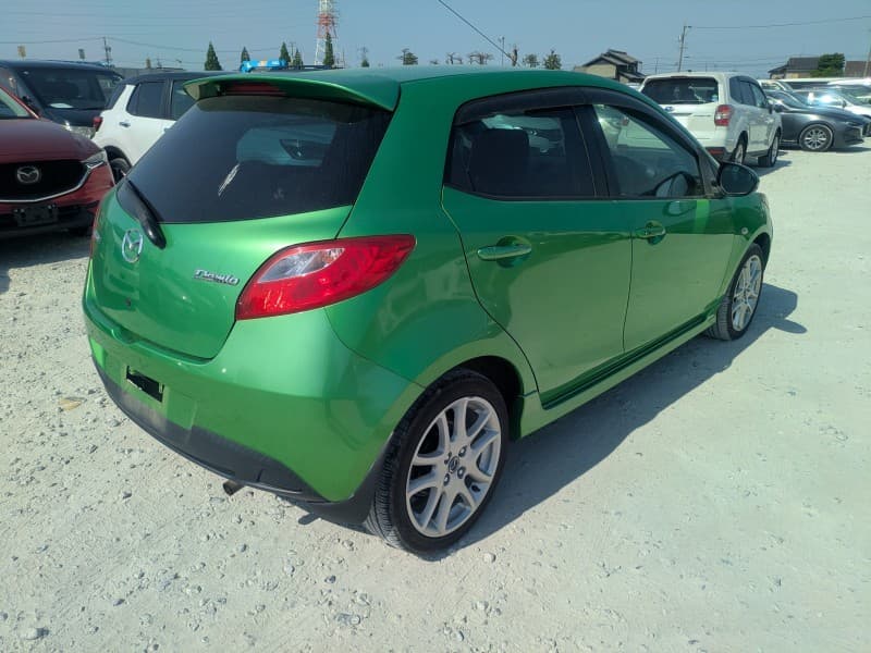 MAZDA DEMIO 2012 6 thumbnail 4