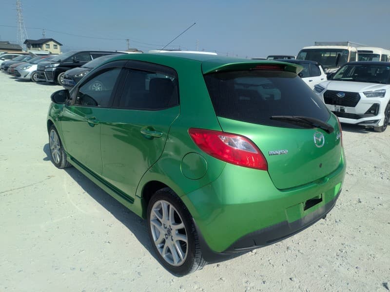 MAZDA DEMIO 2012 6 thumbnail 6
