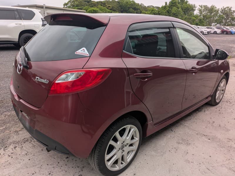 MAZDA DEMIO 2013 10 thumbnail 4