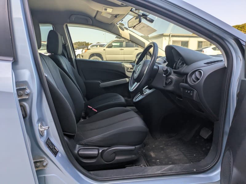 MAZDA DEMIO 2011 9 thumbnail 9