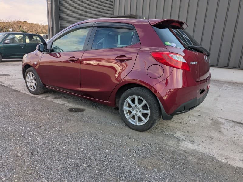MAZDA DEMIO 2011 9 thumbnail 6