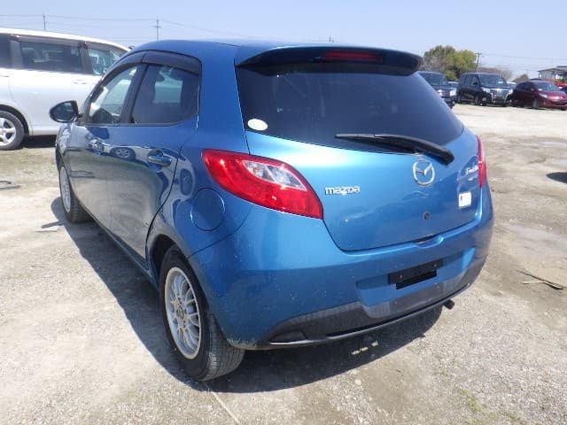 MAZDA DEMIO 2012 3 thumbnail 11