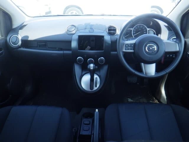 MAZDA DEMIO 2012 3 thumbnail 13