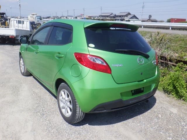 MAZDA DEMIO 2012 2 thumbnail 11