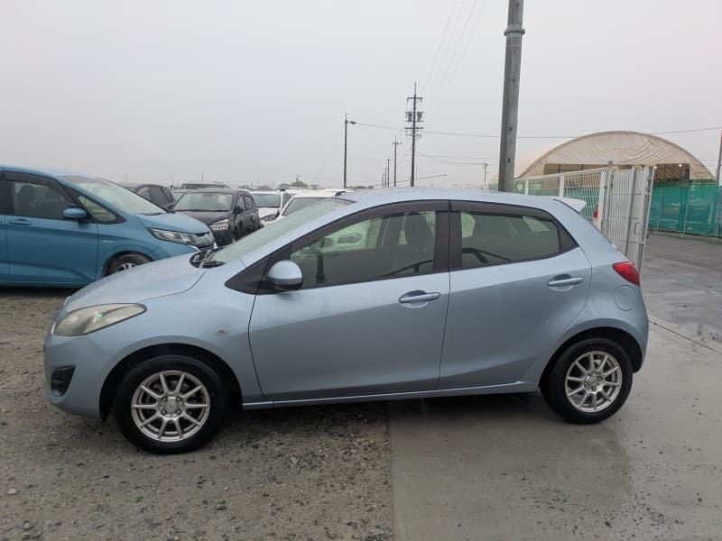 MAZDA DEMIO 2012 6 thumbnail 7