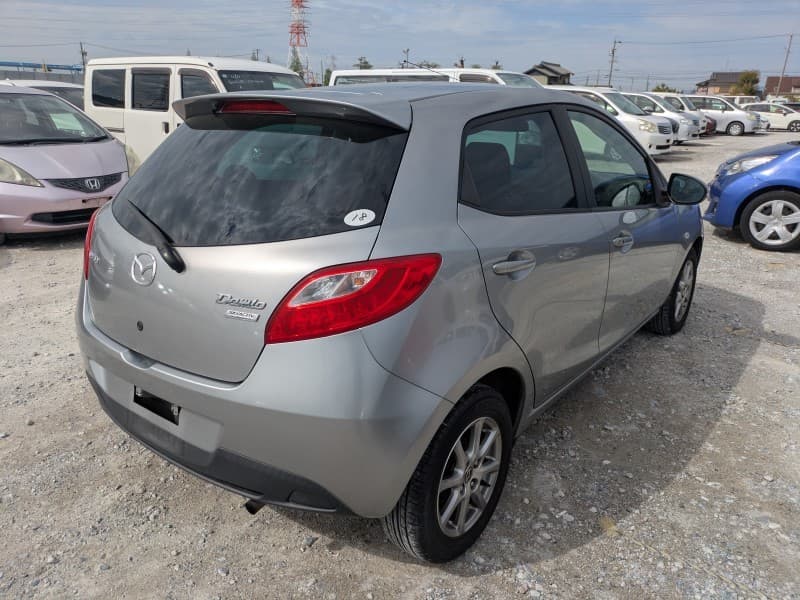 MAZDA DEMIO 2013 3 thumbnail 22