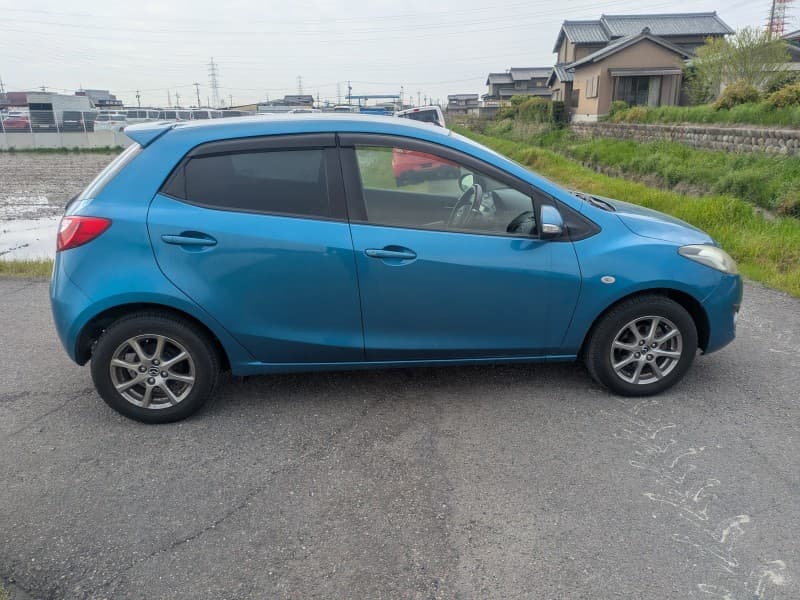 MAZDA DEMIO 2013 3 thumbnail 8