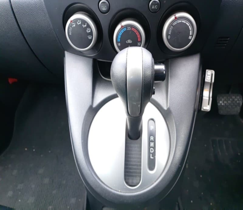 MAZDA DEMIO 2013 3 thumbnail 14