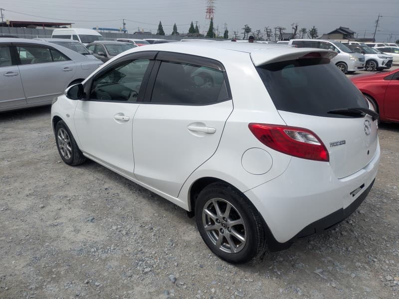 MAZDA DEMIO 2013 6 thumbnail 6