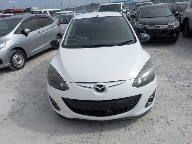 MAZDA DEMIO 2013