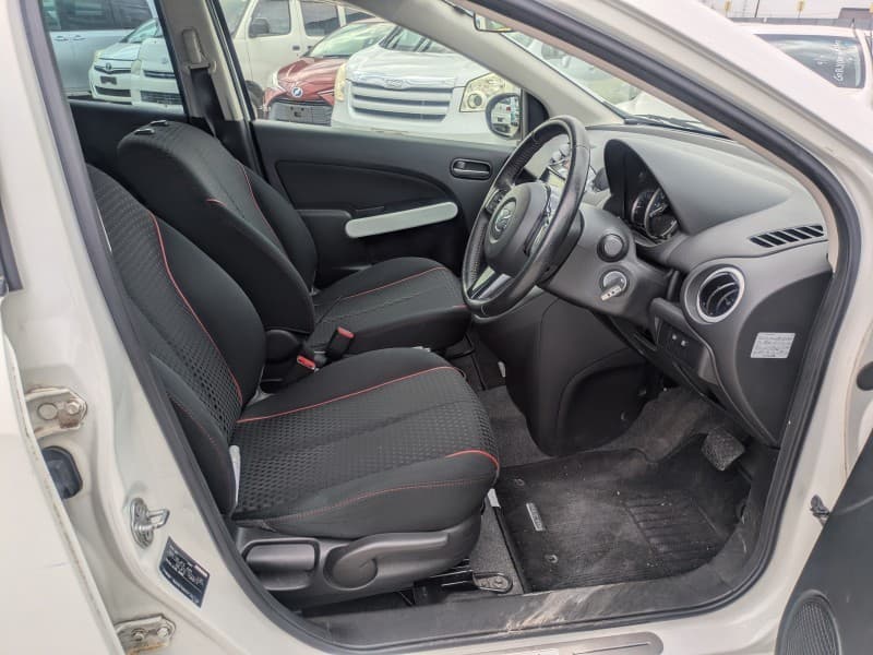 MAZDA DEMIO 2013 8 thumbnail 8