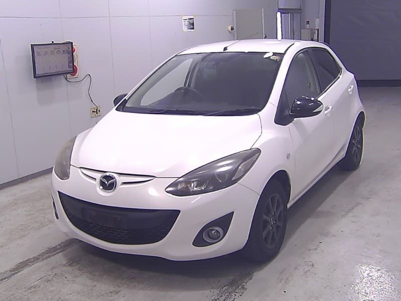 MAZDA DEMIO 2013 11 thumbnail 2
