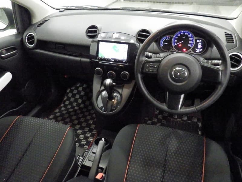 MAZDA DEMIO 2013 11 thumbnail 5