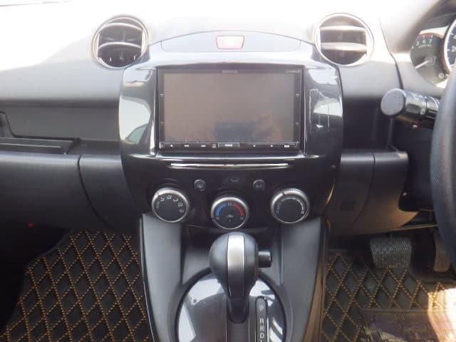 MAZDA DEMIO 2013 12 thumbnail 14