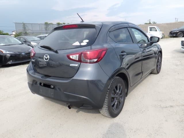 MAZDA DEMIO 2015 2 thumbnail 3