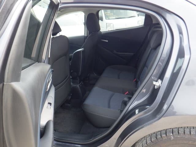 MAZDA DEMIO 2015 2 thumbnail 6