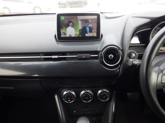 MAZDA DEMIO 2015 2 thumbnail 9