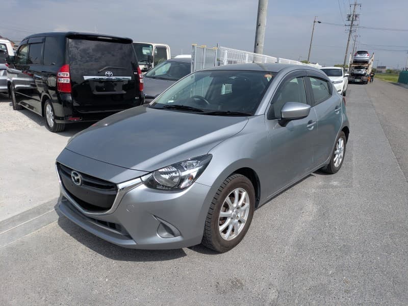MAZDA DEMIO 2015 3 thumbnail 3