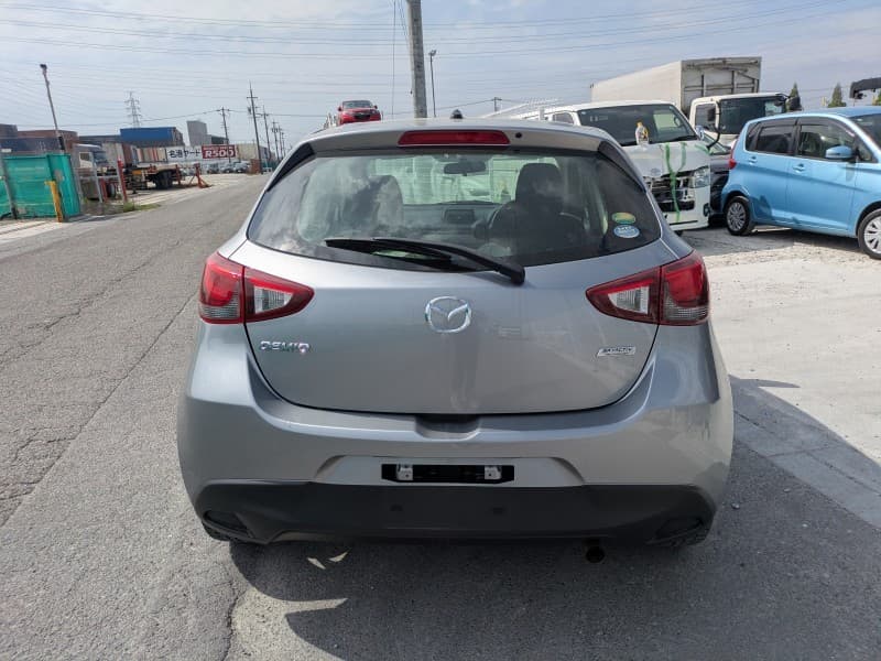 MAZDA DEMIO 2015 3 thumbnail 5