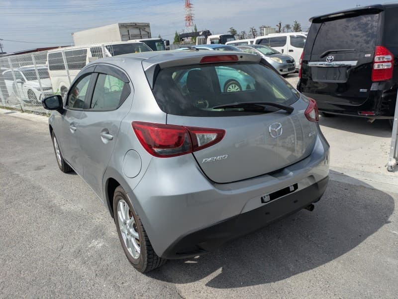 MAZDA DEMIO 2015 3 thumbnail 6
