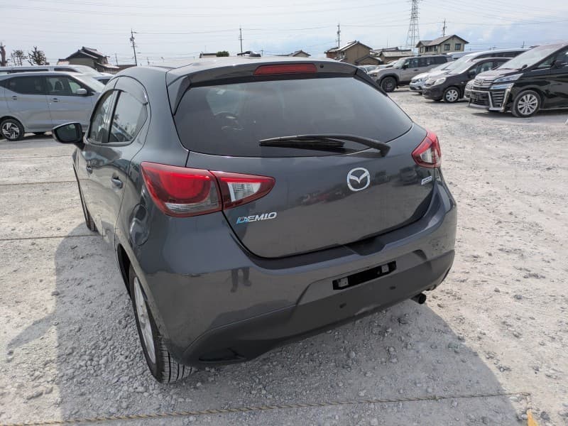 MAZDA DEMIO 2015 4 thumbnail 6