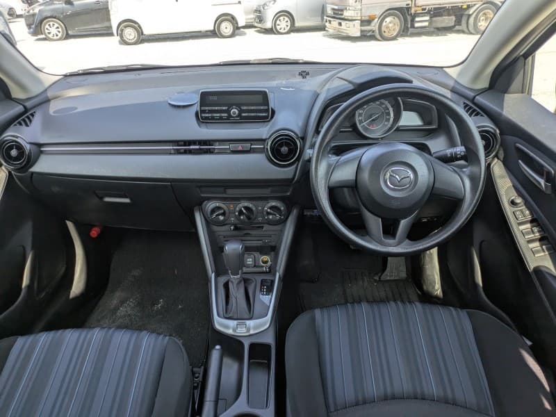 MAZDA DEMIO 2015 4 thumbnail 10