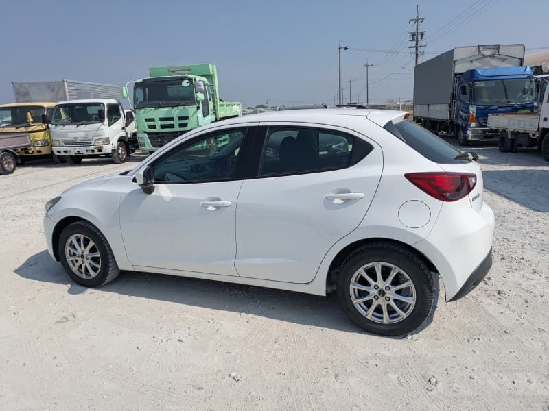 MAZDA DEMIO 2015 4 thumbnail 7