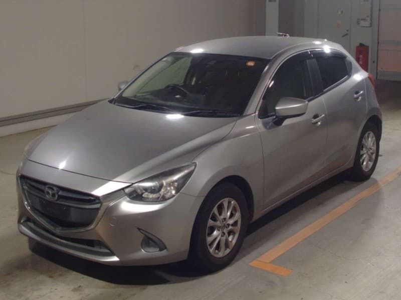 MAZDA DEMIO 2015 4 thumbnail 2