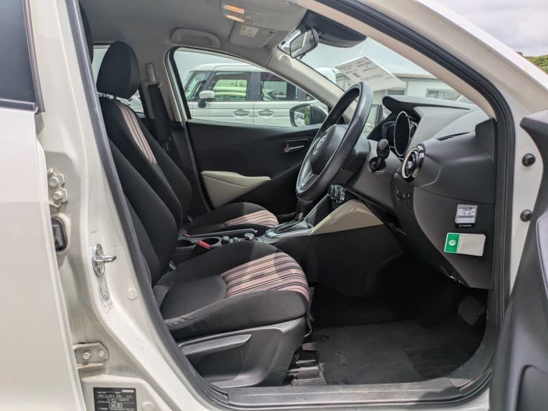 MAZDA DEMIO 2015 6 thumbnail 6