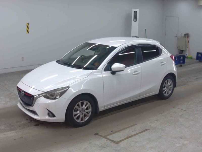 MAZDA DEMIO 2015 7 thumbnail 2