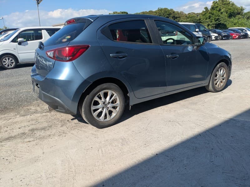 MAZDA DEMIO 2015 10 thumbnail 4