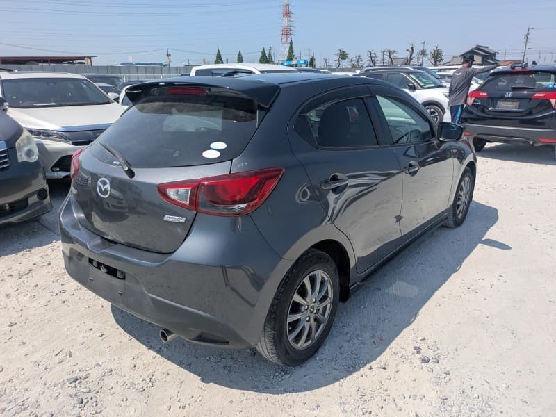 MAZDA DEMIO 2015 12 thumbnail 20