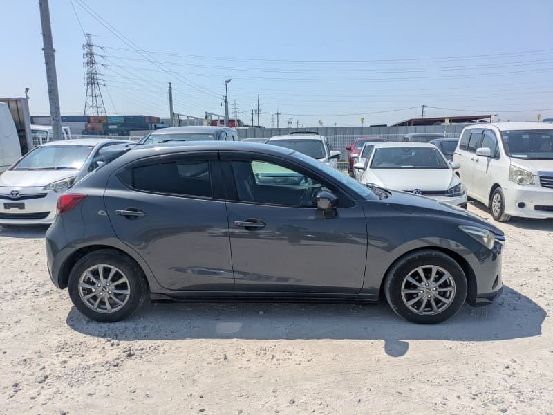 MAZDA DEMIO 2015 12 thumbnail 31