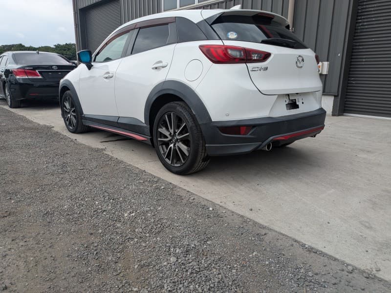 MAZDA CX-3 2015 6 thumbnail 3