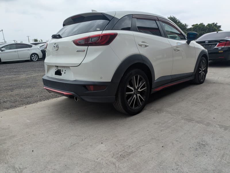 MAZDA CX-3 2015 6 thumbnail 4