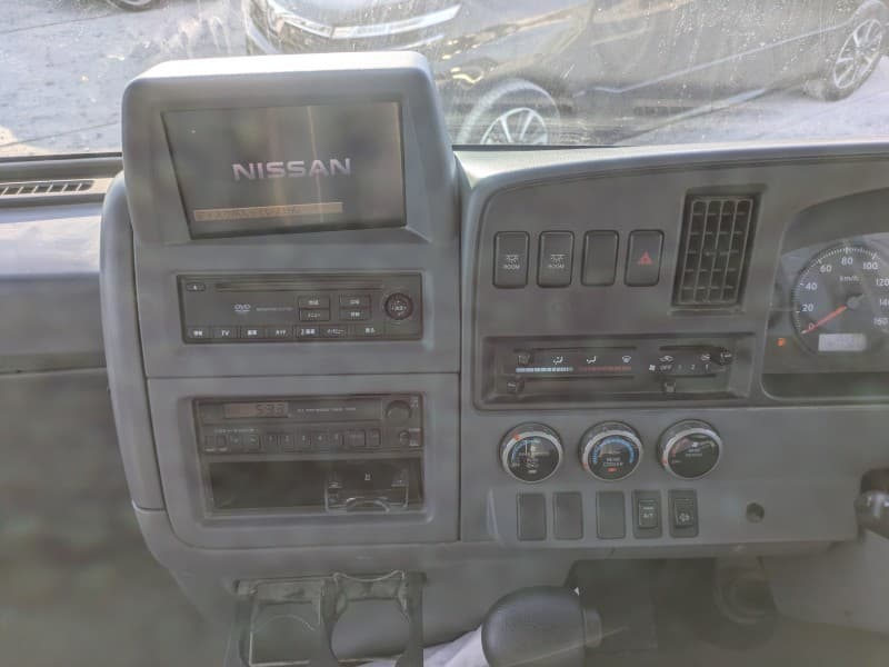 NISSAN CIVILIAN 2011 2 thumbnail 9