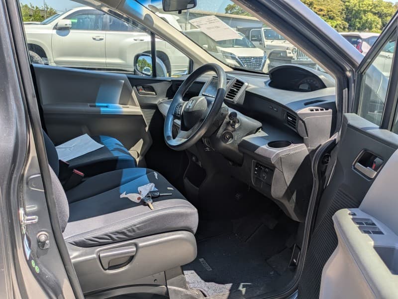 HONDA FREED 2010 2 thumbnail 6