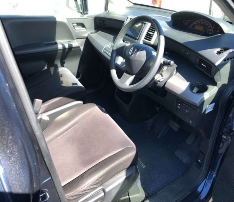 HONDA FREED 2010 10 thumbnail 7