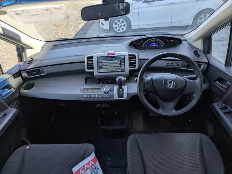 HONDA FREED 2011 1 thumbnail 8